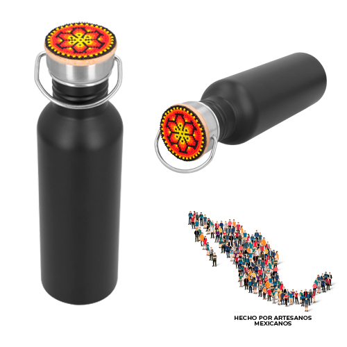 CÓDIGO T53 HUICHOL Cilindro de acero inoxidable con detalle de bambú en tapa. EDICIÓN HUICHOL. Material: Acero Inoxidable Capacidad: 750 ml. Medidas 25 x 7 cm