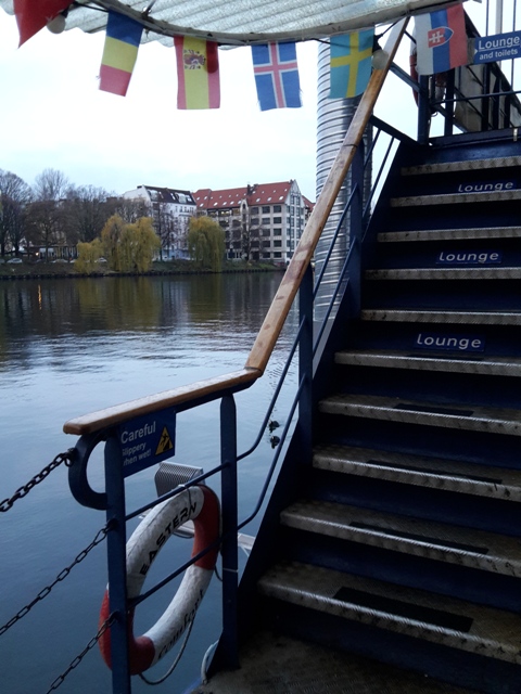 Der Aufstieg zum oberen Deck.