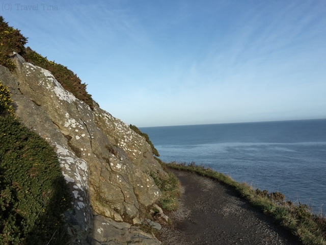 Wandern entlang der Klippen.