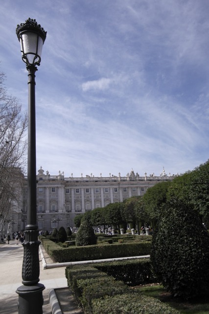Königspalast von Opern Vorplatz aus gesehen