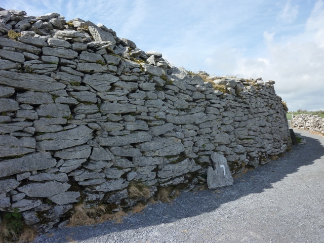 Die Mauern vom Dun of Cahermore Steinfort.