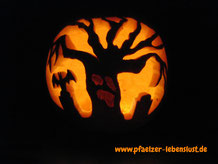 Halloween_Kürbis_Motive_Vorlagen_Baum