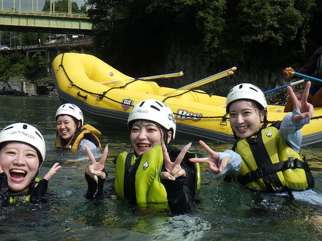 本日のブログ☆富士川ラフティングツアー