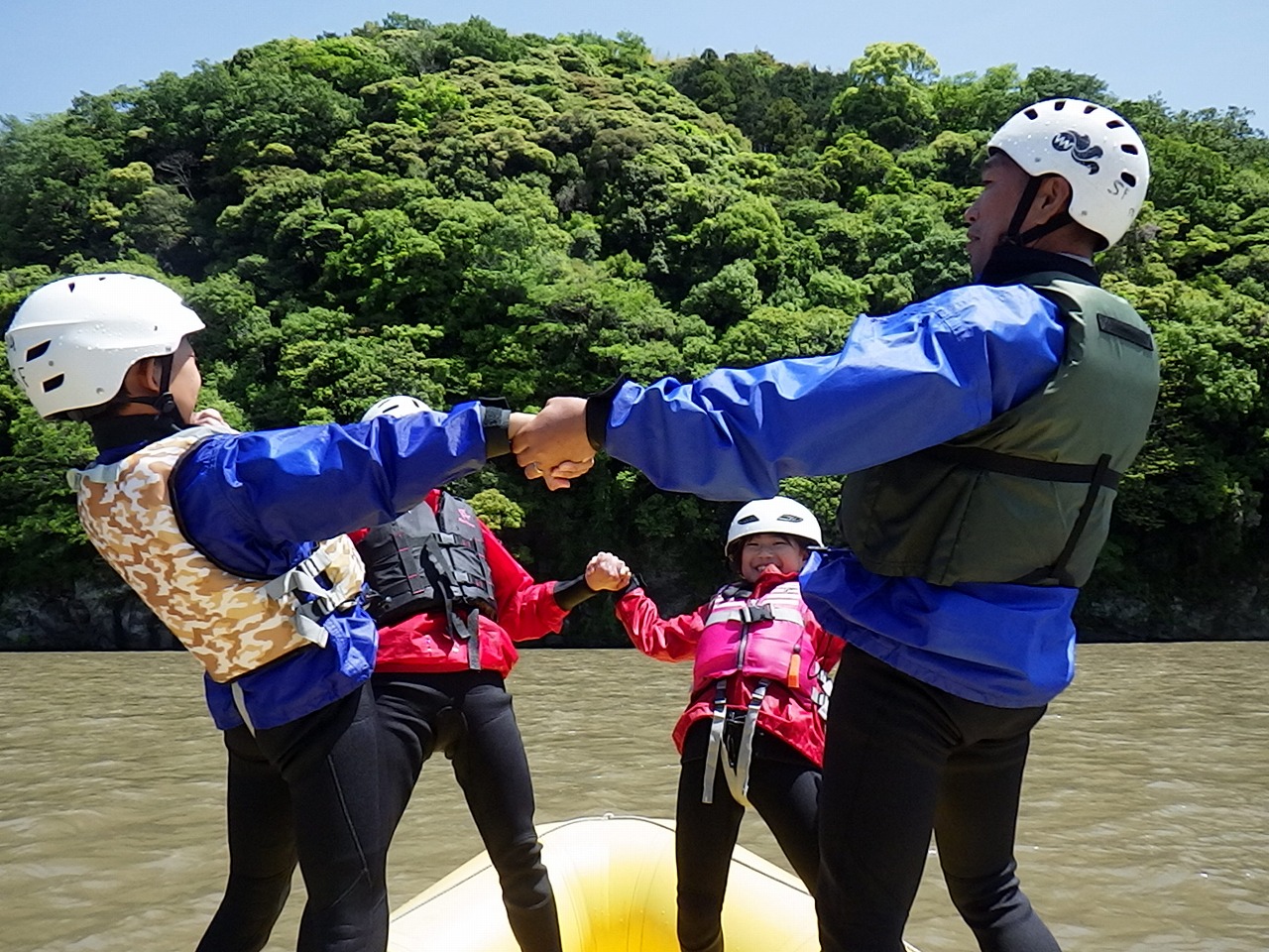 本日のブログ☆富士川ラフティングツアー