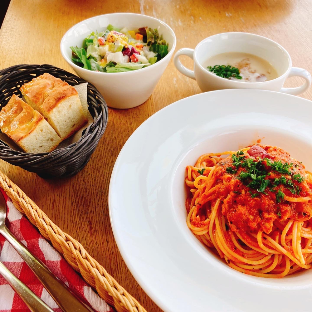 ランチタイムに四季と景色を眺める洋食レストラン キッチンスプーン岐阜市 関市 ランチタイムに四季と景色を眺める洋食レストラン キッチンスプーン岐阜市 関市