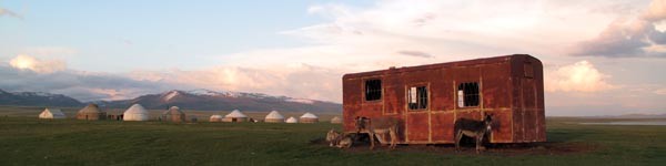 onizou idea nomads - kyrgyz yurts - gerhard seizer & klara sibeck