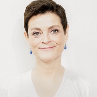 Dr. Kathrin Niewiarra, Expertin für Compliance, M&A, Gesellschaftsrecht und Start-up Gründerin