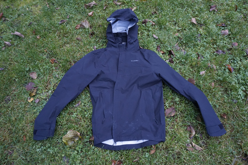 Testbericht - Cube Regenjacke CMPT