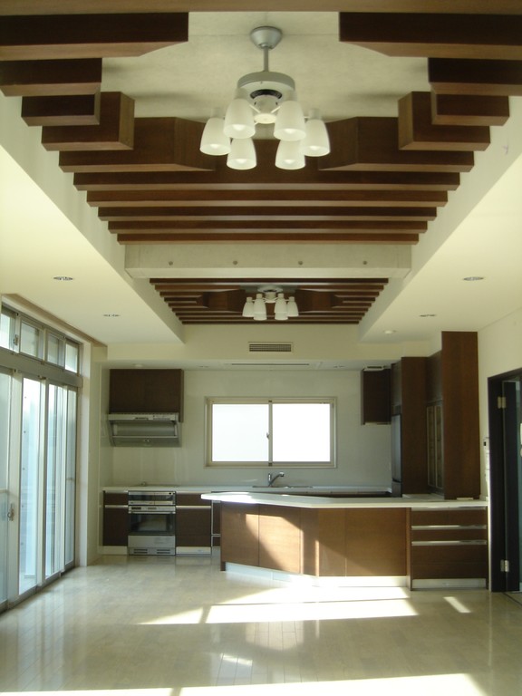 RC造 ３階建て２世帯住宅　