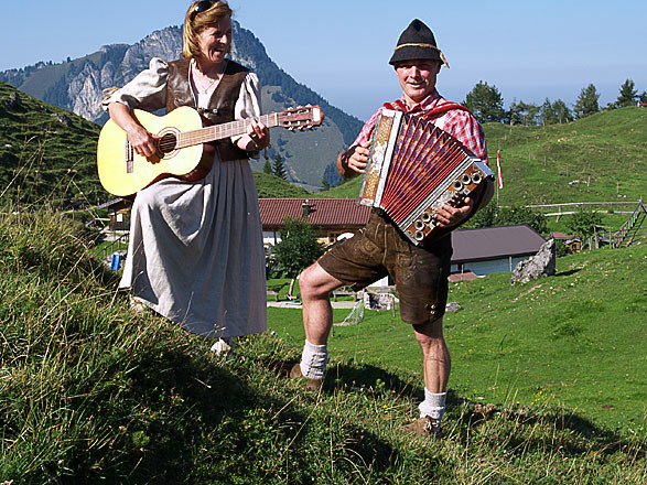 Zünftige Musik an der Kranzhorn Hütte