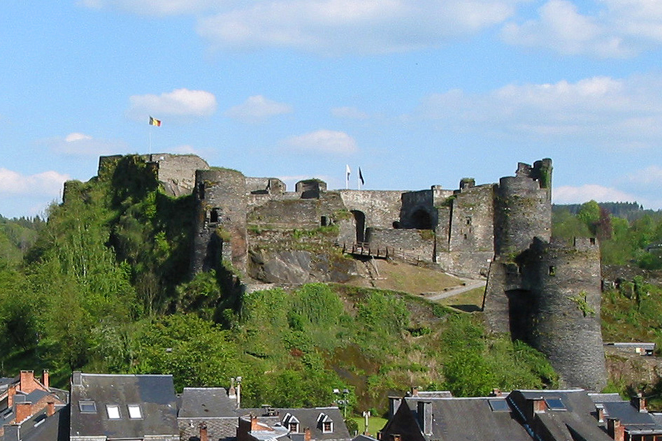 Altitude 445/ La région/Château féodal de La Roche/©Jean-Pol Grandmont - travail personnel