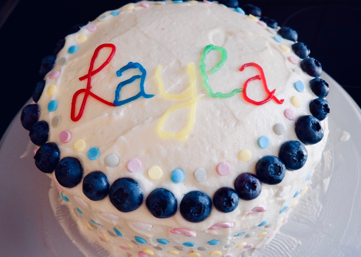Geburtstagstorte - Marmorkuchen mit Frosting