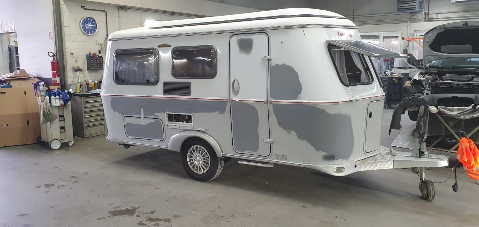 Partnerschaftliche Zusammenarbeit mit Maier Carrosserie GmbH - CamperCREW durfte die Abwicklung übernehmen