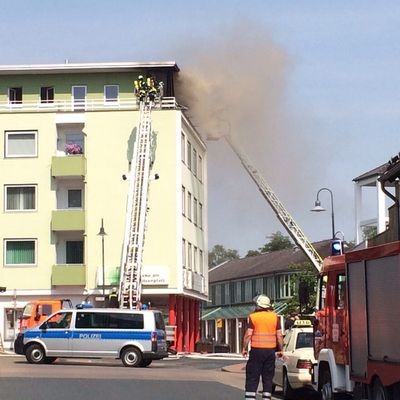 Brand Salzgitter BAD Gebäudebrand 04.05.2015 Feuerwehr Bleckenstedt Brand in Salzgitter Großer schaden SZ-Bad