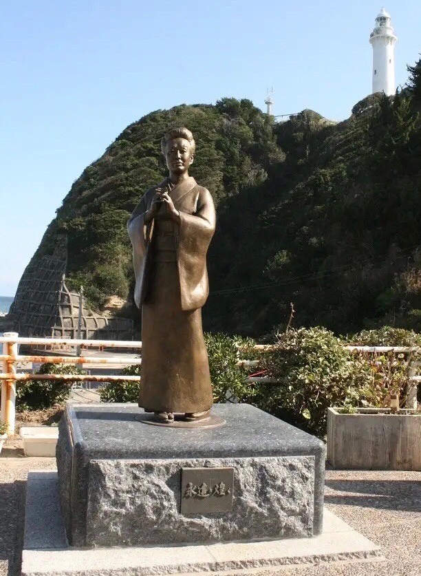 美空ひばりのモニュメント（歌碑、石碑、記念碑、銅像、遺影碑