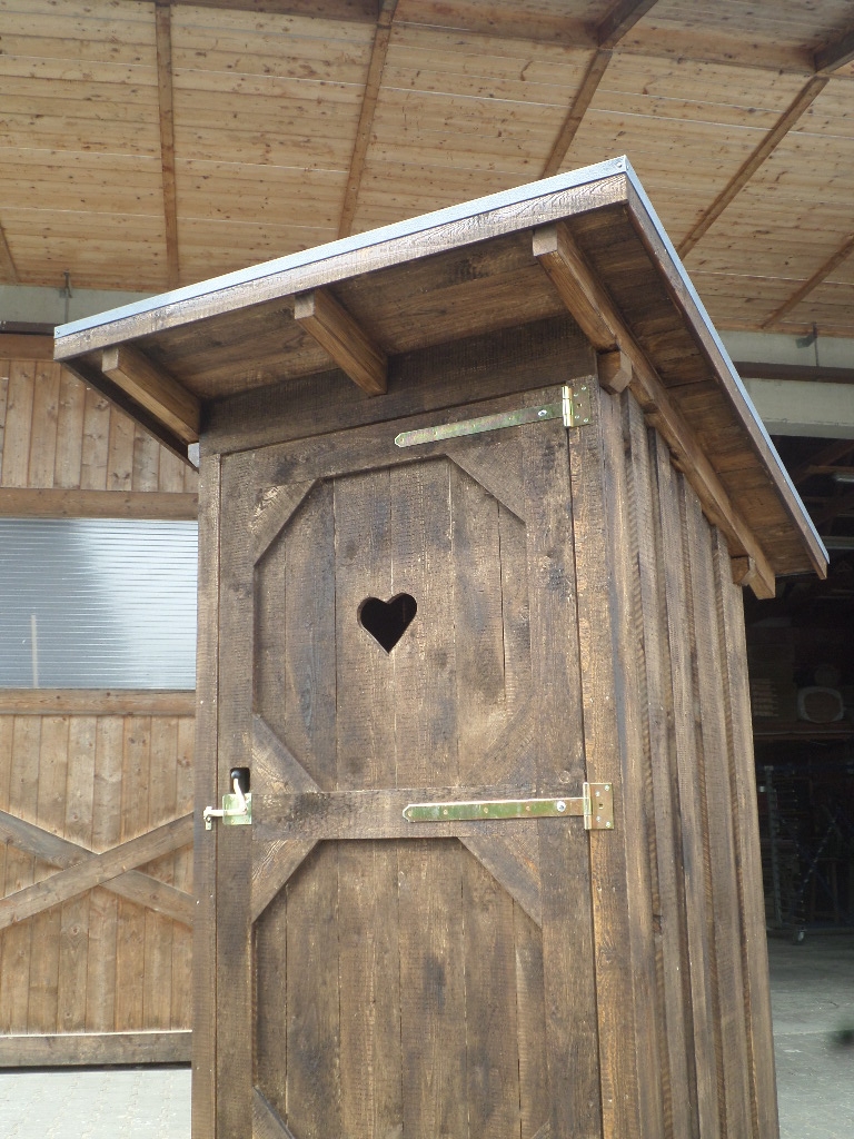 Toilettenhaus mobil Holzbau Pletz