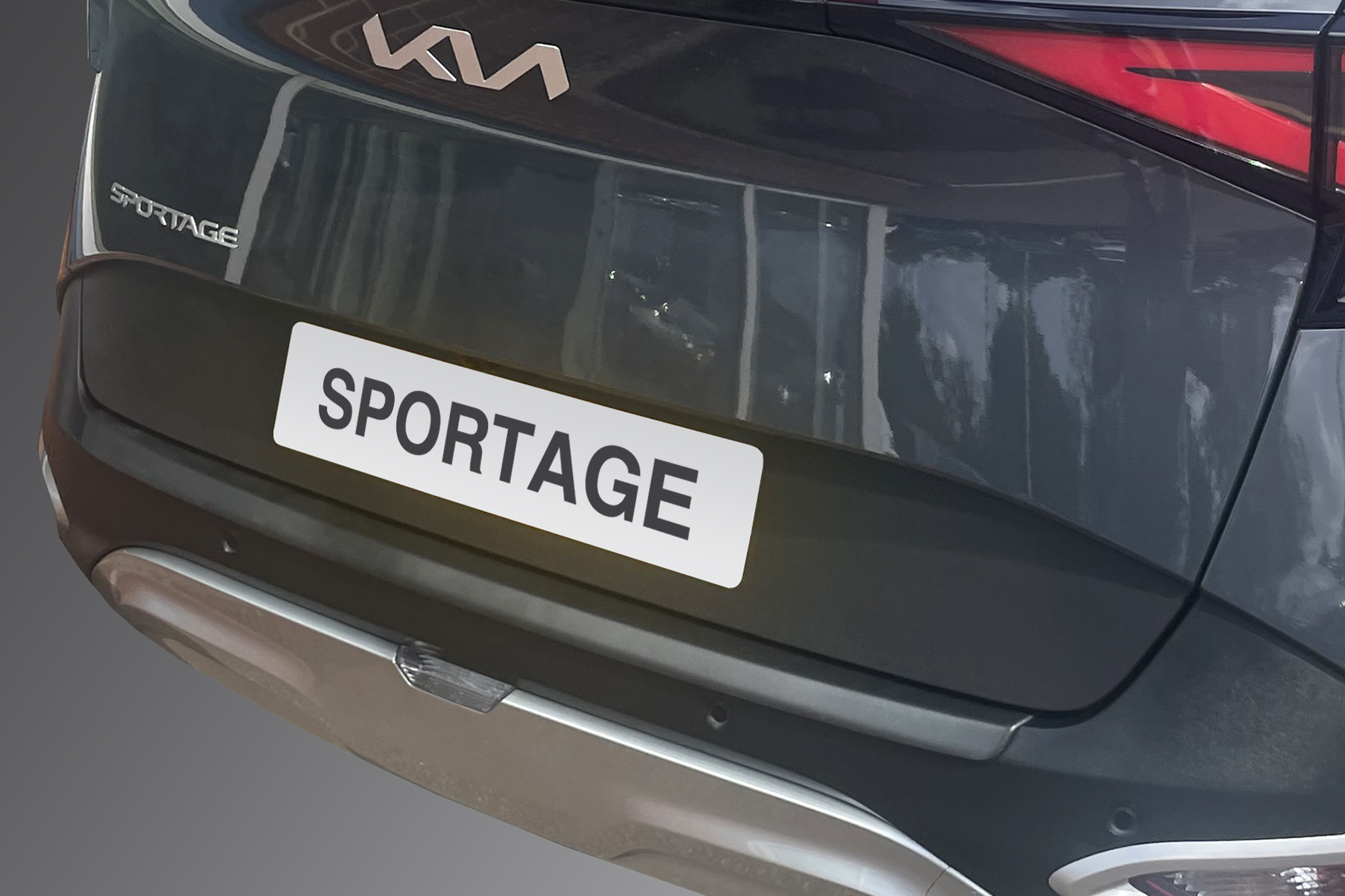 Ladekantenschutz für KIA SPORTAGE - Schutz für die Ladekante Ihres  Fahrzeuges