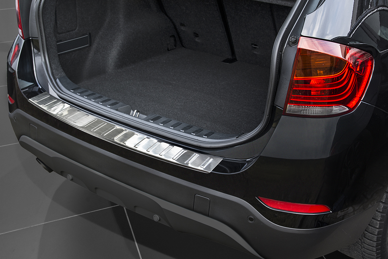 Ladekantenschutz für BMW X1 - Schutz für die Ladekante Ihres Fahrzeuges