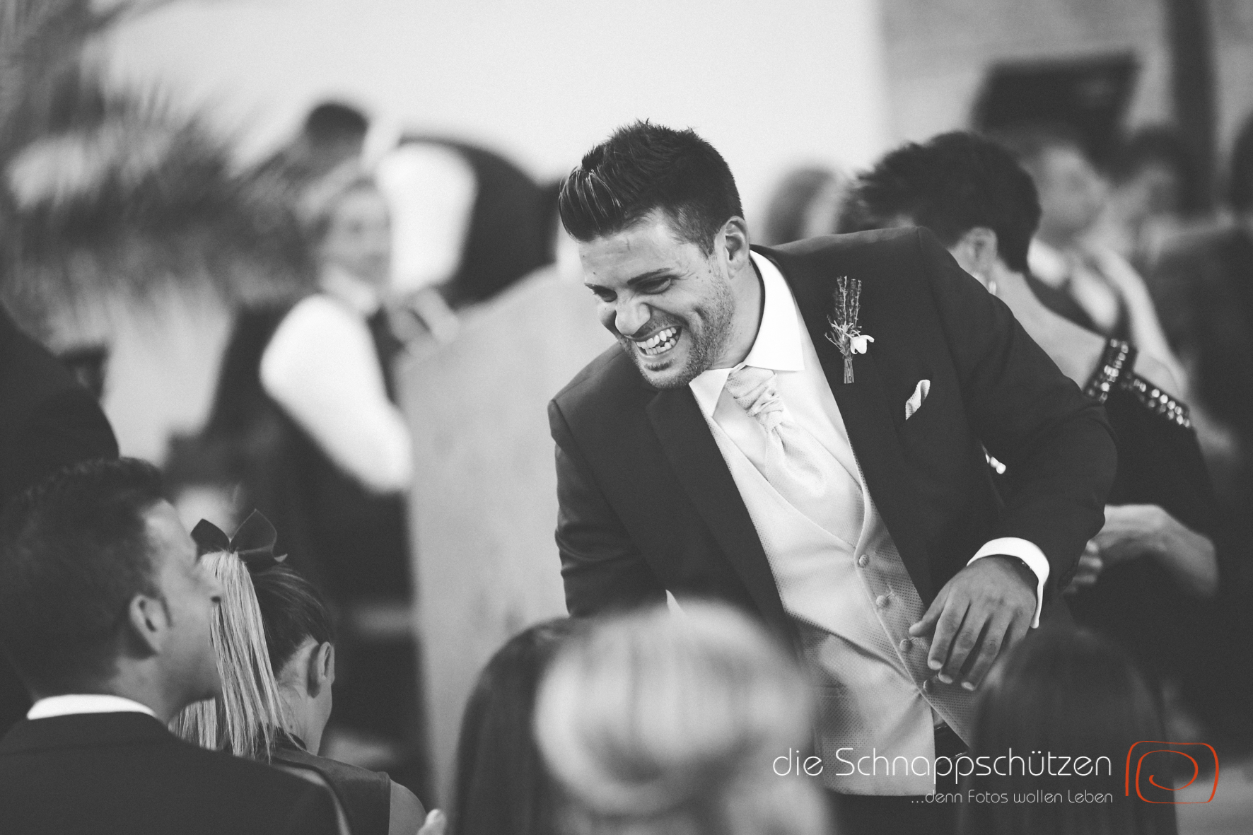 #Hochzeitsreportage #deutsch-italienische Hochzeit #Hochzeitsfotos #Hochzeitsfotografie | (c) die Schnappschützen | www.schnappschuetzen.de