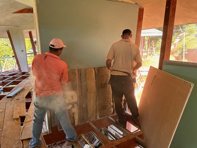 November 2023 - the final insulation is fitted: leave no room for insects