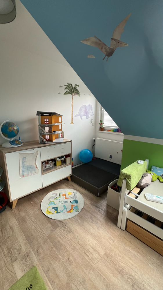 #nachher mit Springecke und später kann da der Schreibtisch hin