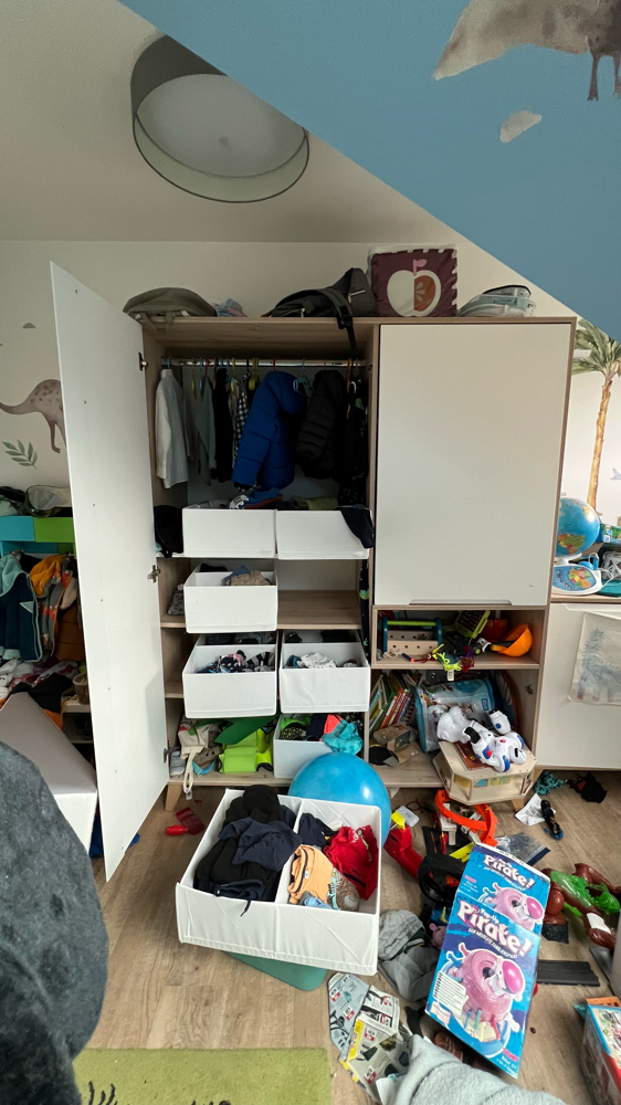 Dieser Schrank muss woanders hin