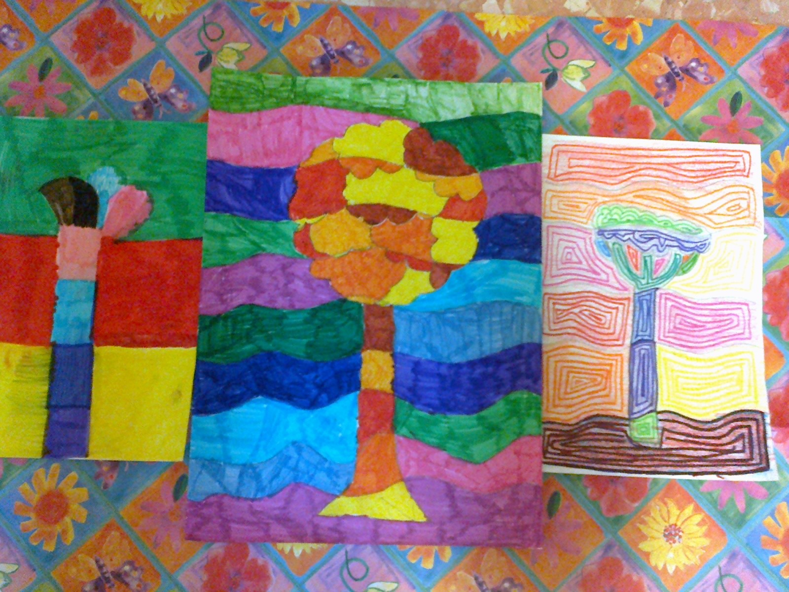 WE LOVE COLOURS 