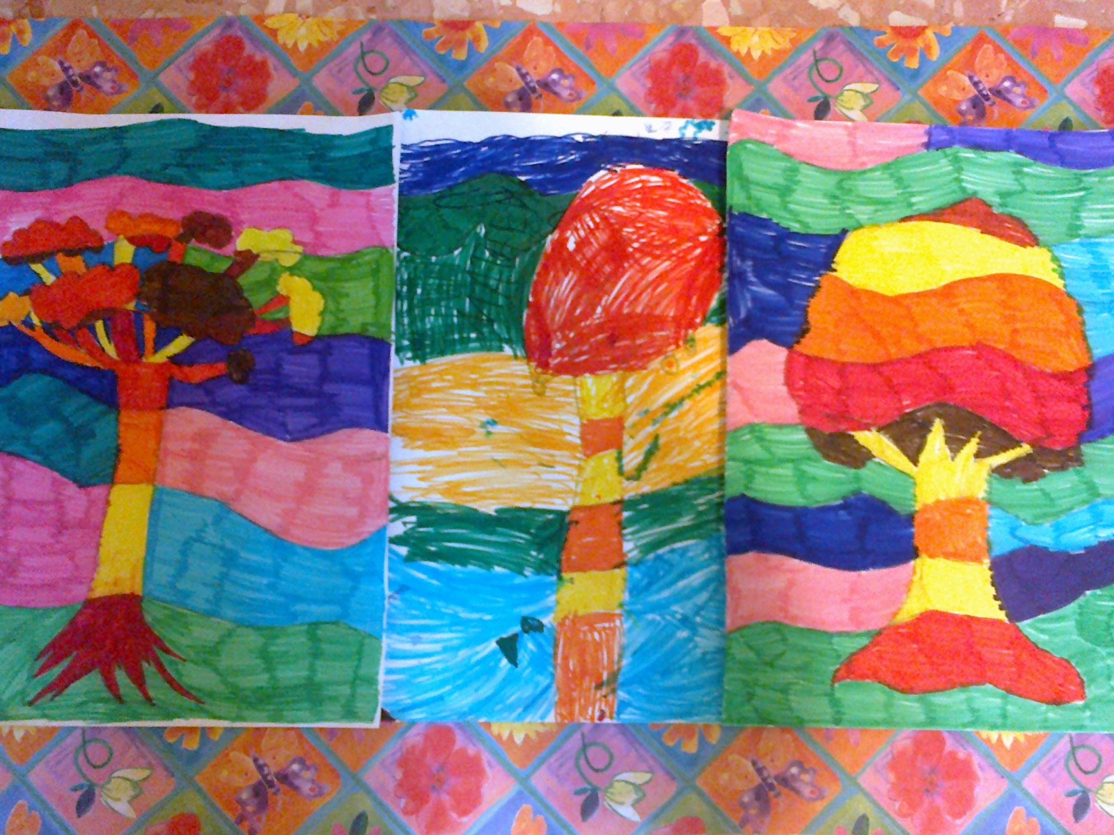 WARM COLOURS: RED, ORANGE, YELLOW