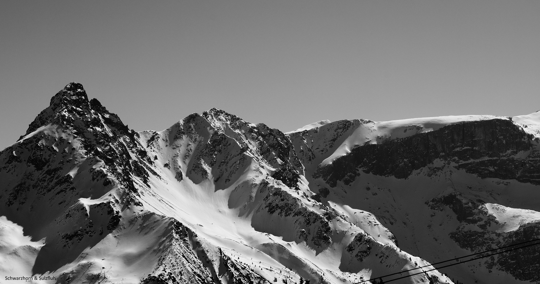 Blick vom Berghof Golm zum Schwarzhorn und Sulzfluh 