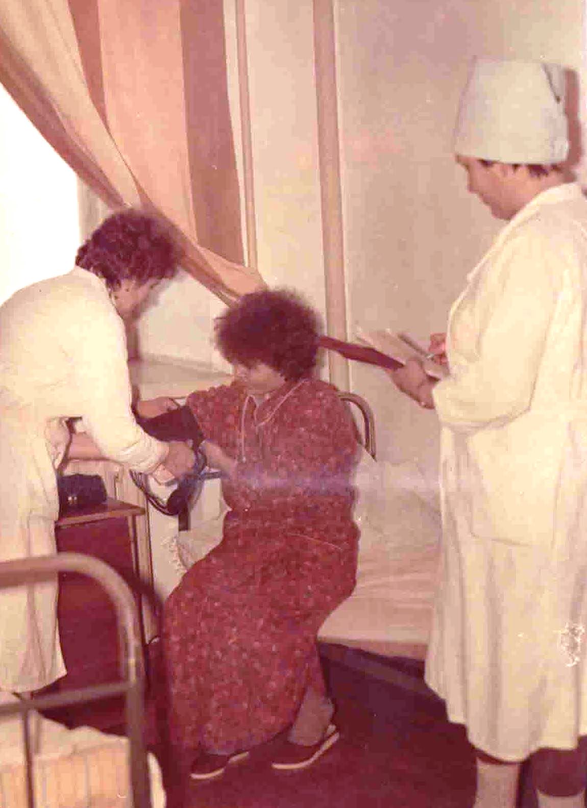 Акушер-гинеколог Солдатенко, медсестра Исеева 1982 год