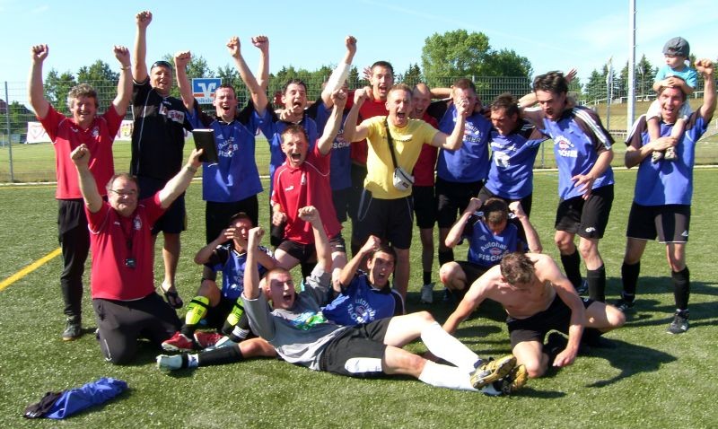 Die Männermannschaft der SG Wöpkendorf 2010/2011