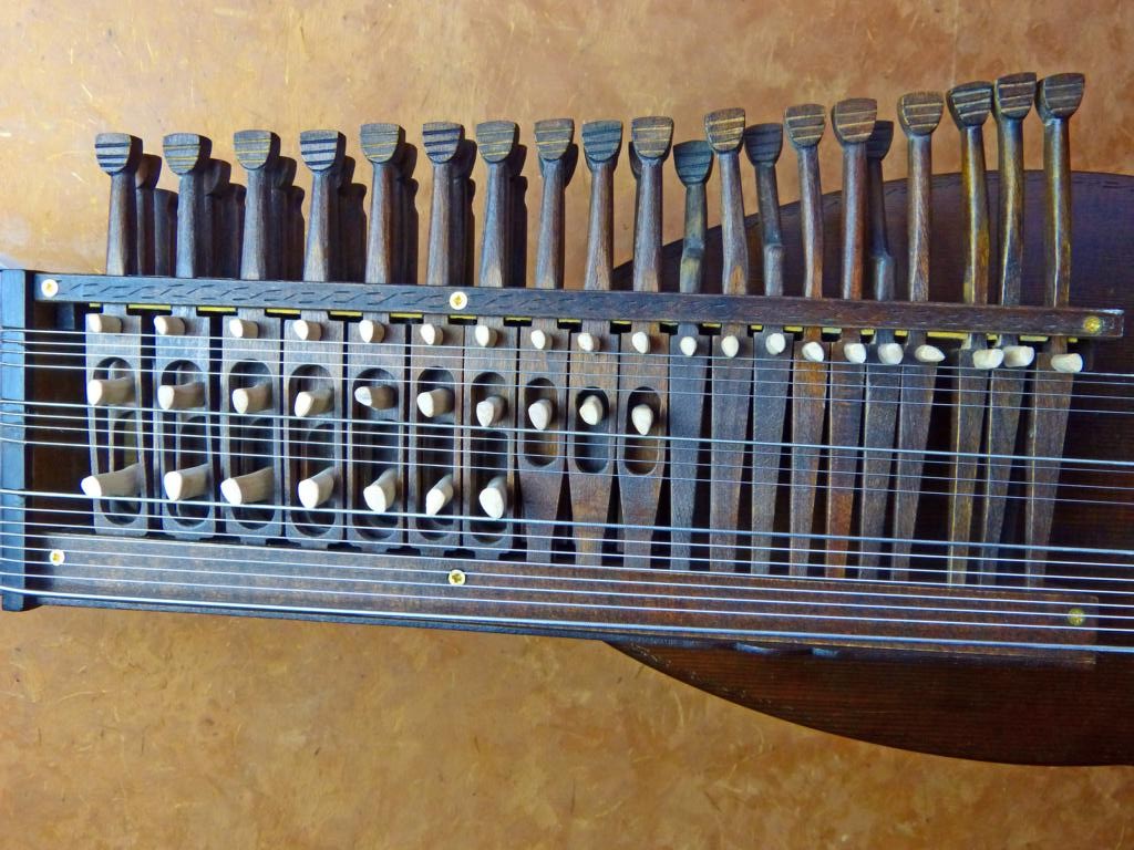 2012 Nickelharpa