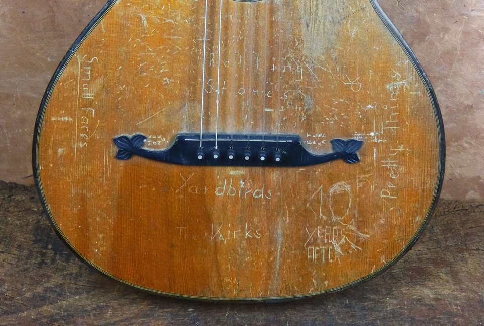 ca. 1930 Guitarra post-romántica