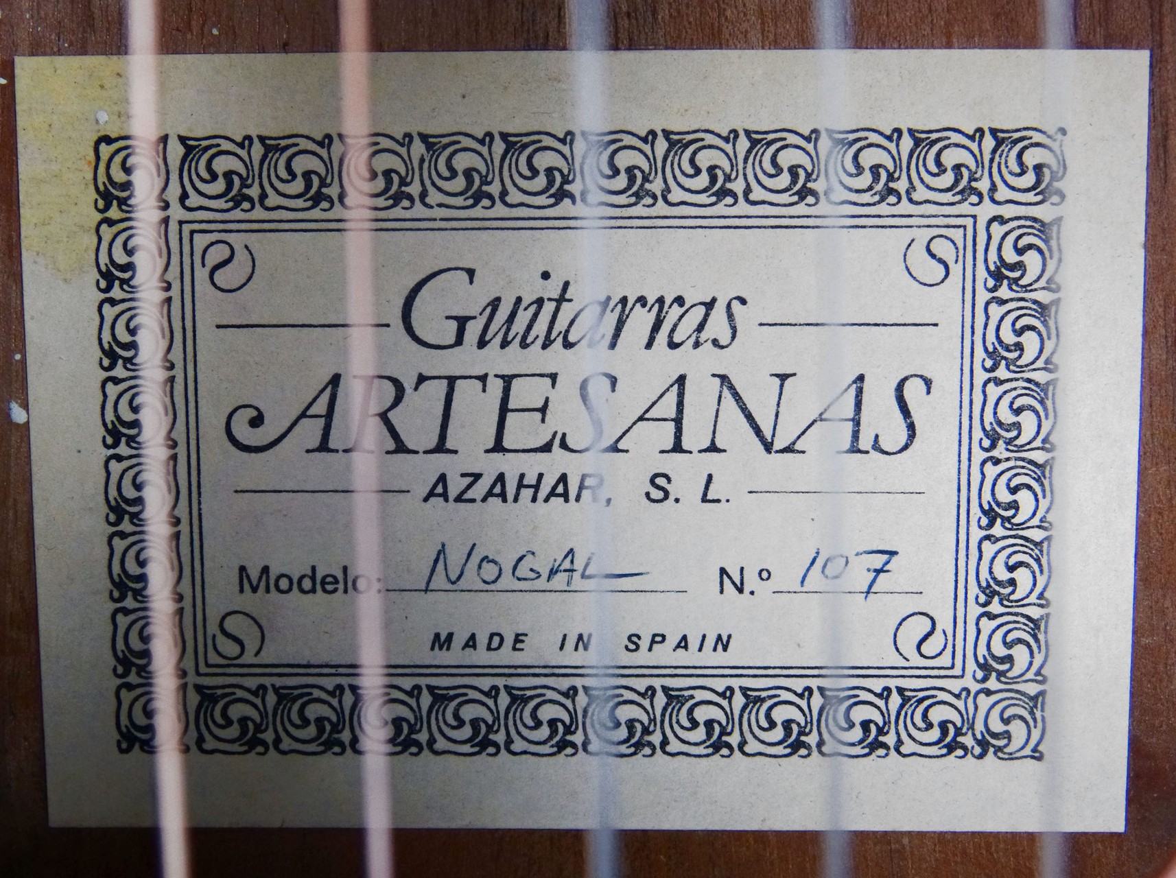 2004 Guitarra Azahar nº 107