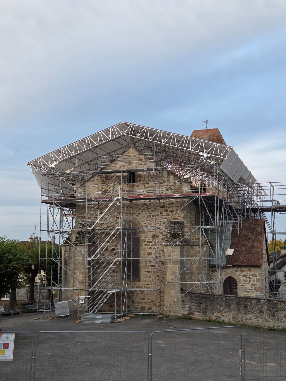 église neuvic entier visite guidée visite de chantier restauration architecte pah pays d'art et d'histoire monts et barrages 7 juillet 2026 nuit des églises 