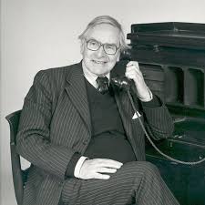 エドワード・チャド・ヴァラー（Edward Chad Varah, 1911.11.12 - 2007.11.8）