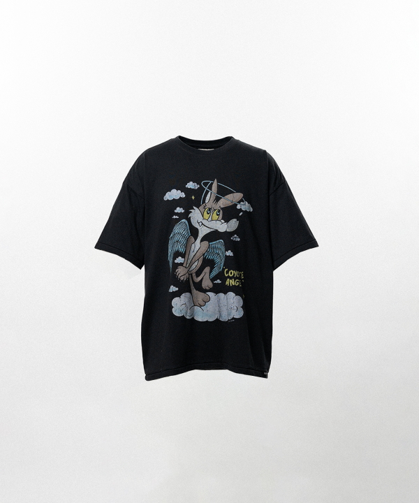 グラフィック T シャツ