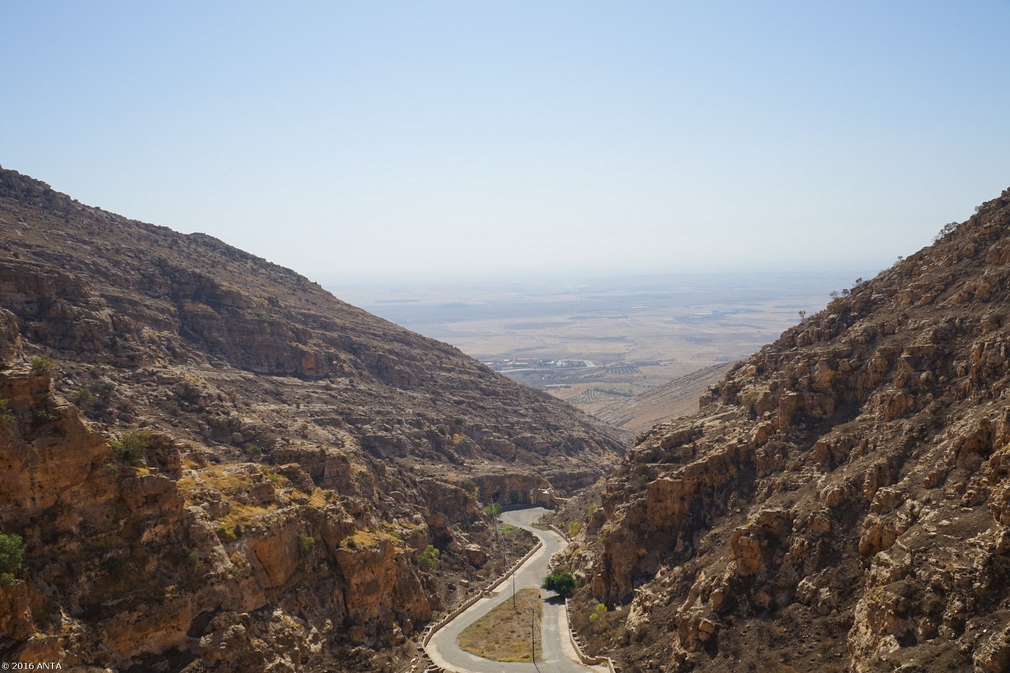 Blick in the Ninive Ebene. Wir konnten manchmal die Bomben aus Mosul hören...