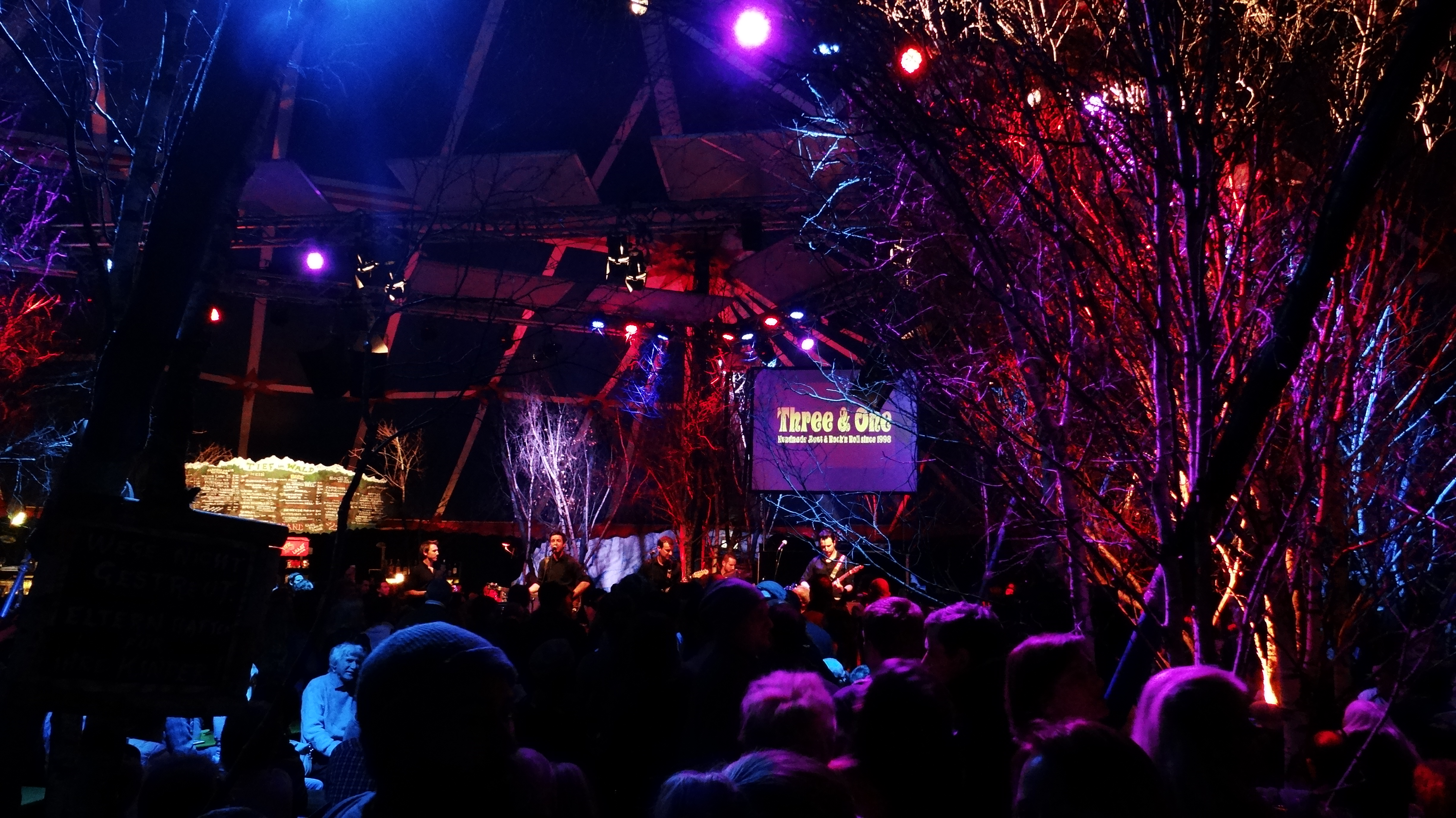fair4world - Tollwood München - Tief im Wald Bar&Cafe - Live-Acts