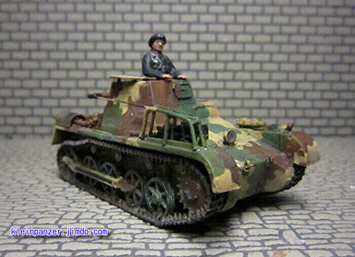 レア？【非売品】旧警視庁本部庁舎 ミニチュア ペン立て レア