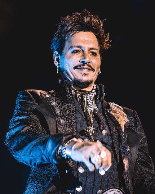 Johnny Depp Outfit Lucardis Feist