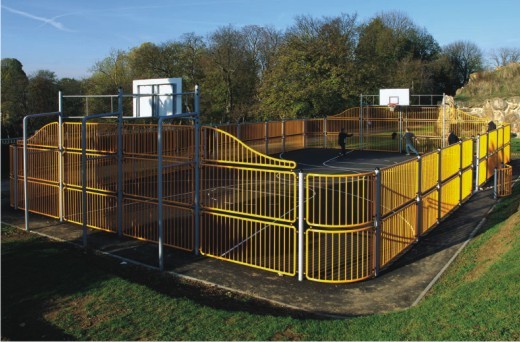 Street sport: Fußball, Basketball