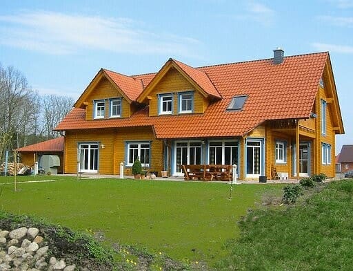 Wohnblockhaus in zwei Ebenen mit Thermowand - Niedersachsen - Hannover 