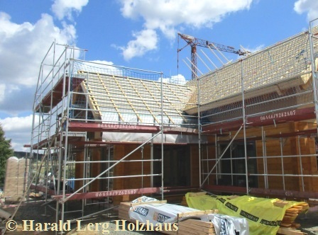 Holzhaus in Blockbauweise - Dach - Dachdecker