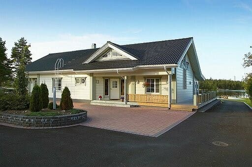 Blockhaus neu definiert: attraktives Wohnen im exklusiven, freigeplanten Wohnblockhaus 