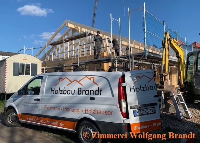 Der Rohbau ist fertig und bald kann das traditionelle Richtfest gefeiert werden