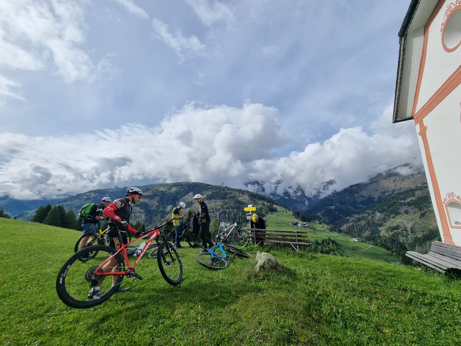 Jetzt auch geführte MTB-Touren bei carnicoalpin!