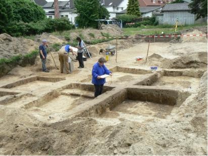 Ausgrabungen in der Ortsmitte 2007 Grubenhäüser