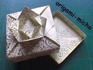 Autor: Tomoko Fuse/Faltarbeit:Origami-Micha