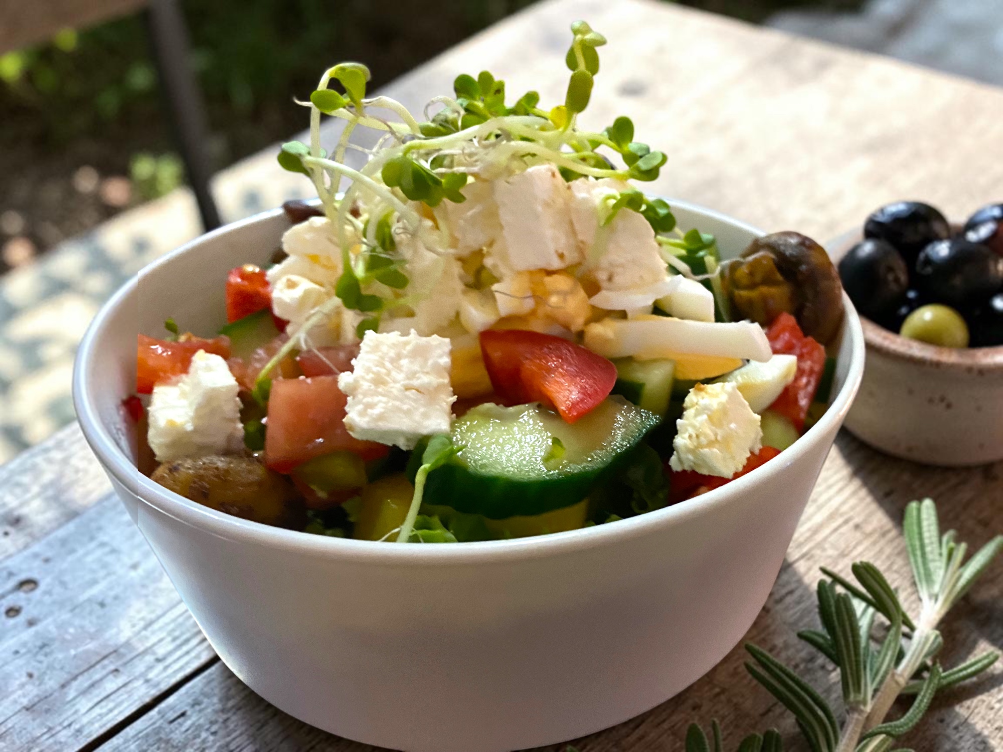 Frisch & Lecker - Neue Bowls und Salate bei LaCuccina
